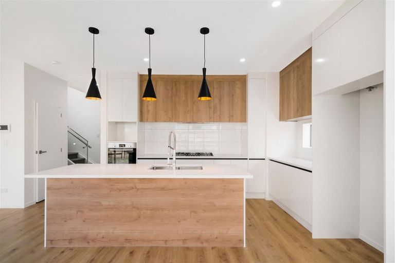 Photo of property in 32 Ta Moko Drive, Gulf Harbour, 0930