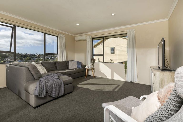 Photo of property in 49 Carillon Place, Massey, Auckland, 0614