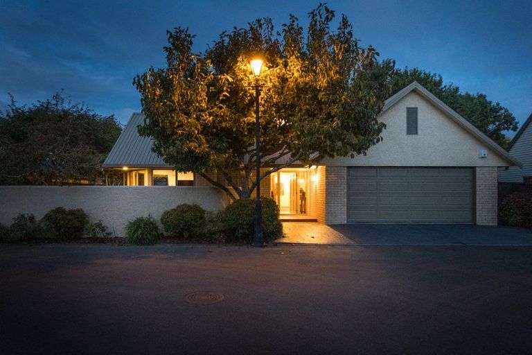 Photo of property in 69 Collingwood Street, Hokowhitu, Palmerston North, 4410