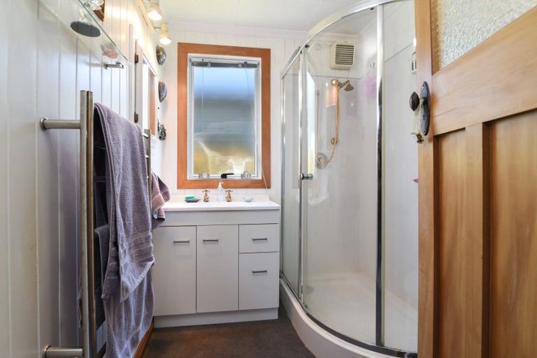 Photo of property in 117 Glen Road, The Glen, Dunedin, 9011