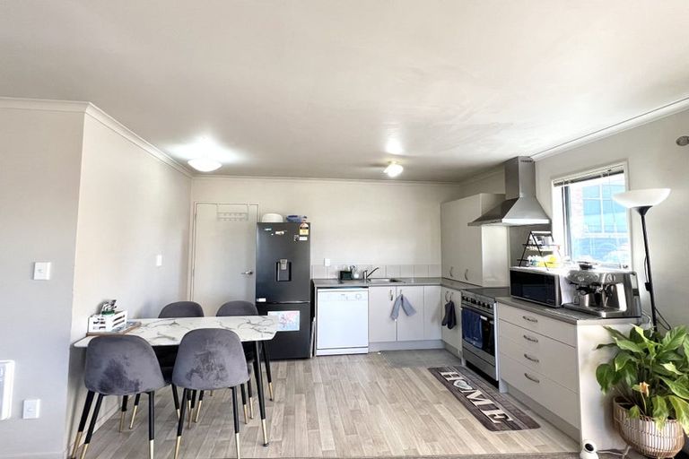 Photo of property in 30 Glenview Terrace, Glenview, Hamilton, 3206