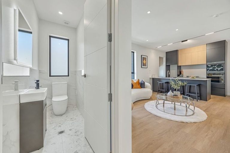 Photo of property in 4/3 Campbell Road, Takapuna, Auckland, 0622