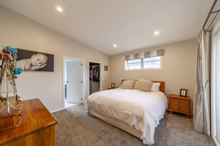 Photo of property in 6 Benmore Place, Poraiti, Napier, 4112