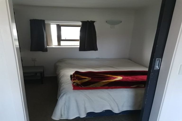 Photo of property in 8/52 Russell Terrace, Berhampore, Wellington, 6023