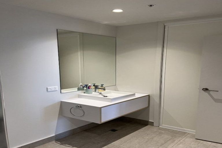 Photo of property in 306/70 Victoria Street, Onehunga, Auckland, 1061