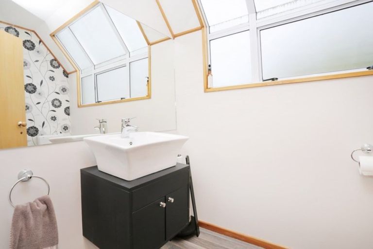 Photo of property in 96 Terrace Street, Rosedale, Invercargill, 9810