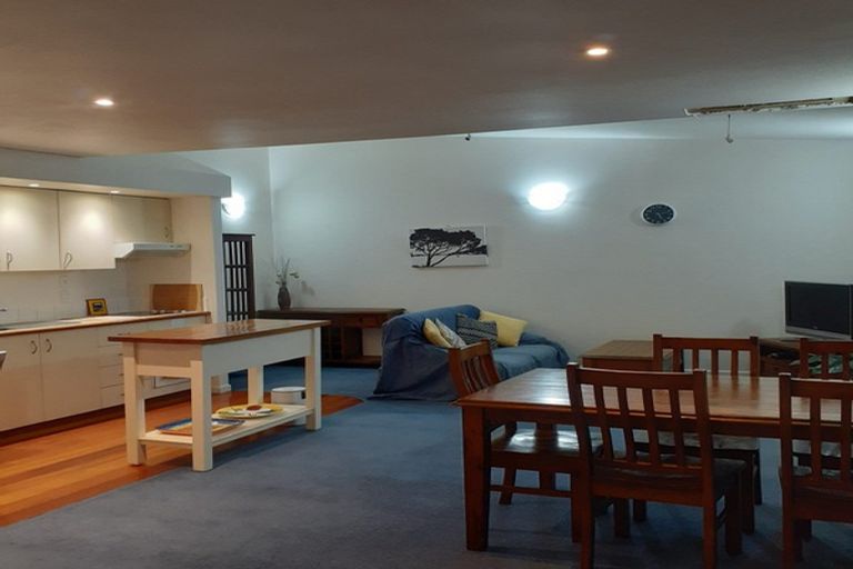 Photo of property in Hopper Street Apartments, 3/20 Hopper Street, Mount Cook, Wellington, 6011