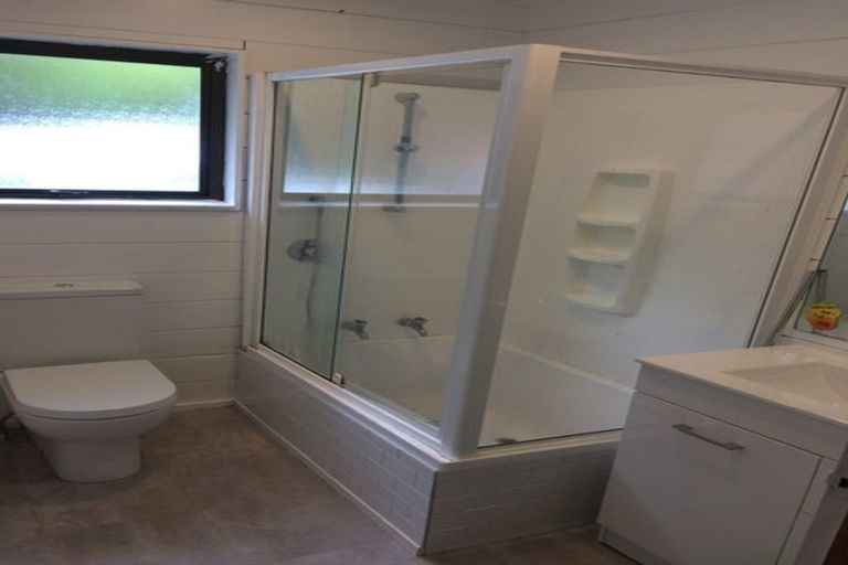 Photo of property in 22 Omapere Street, Waitangirua, Porirua, 5024