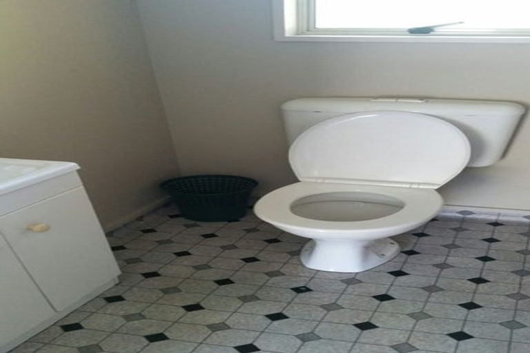 Photo of property in 81 Glenpark Avenue, Mornington, Dunedin, 9011