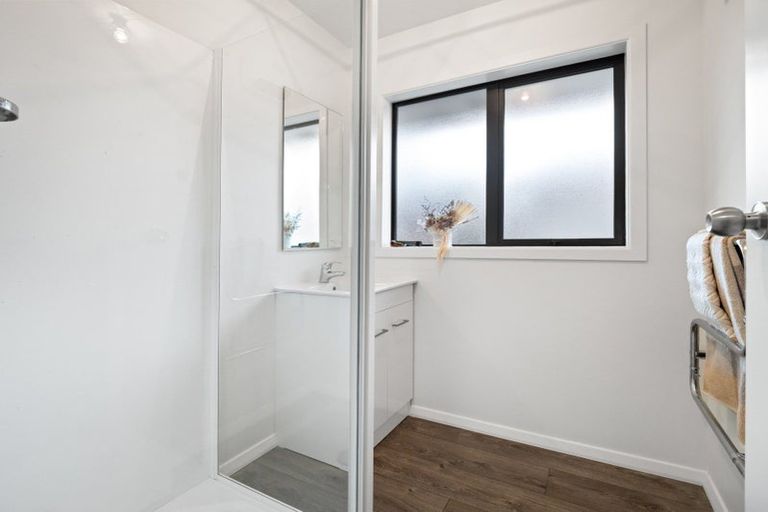 Photo of property in 5 Redbridge Lane, Sydenham, Christchurch, 8023