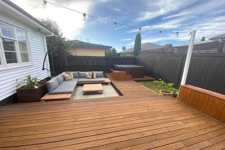 Photo of property in 15 Bernard Street, Avenues, Whangarei, 0110