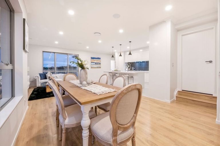 Photo of property in 84 Tir Conaill Avenue, Flat Bush, Auckland, 2019