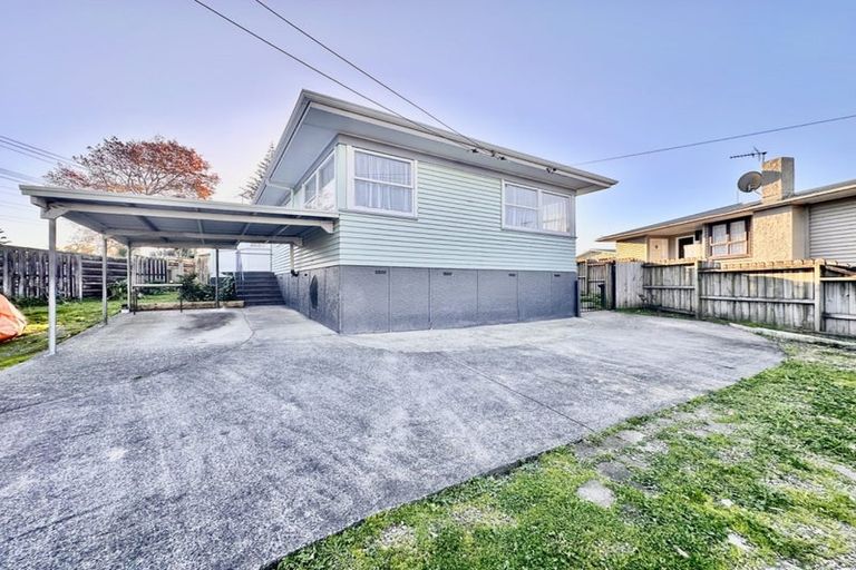 Photo of property in 13 Whitley Crescent, Otara, Auckland, 2023