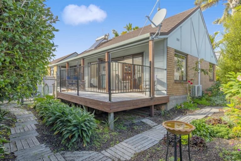 Photo of property in 20b Kiriwai Place, Matua, Tauranga, 3110