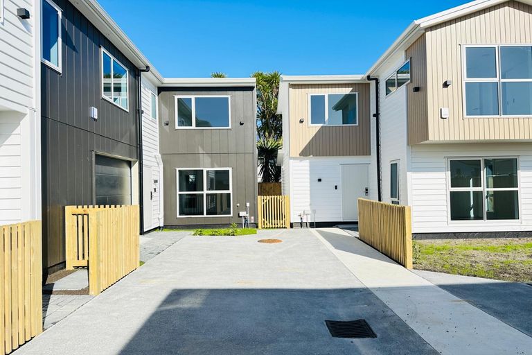 Photo of property in 115b Luke Street East, Otahuhu, Auckland, 1062