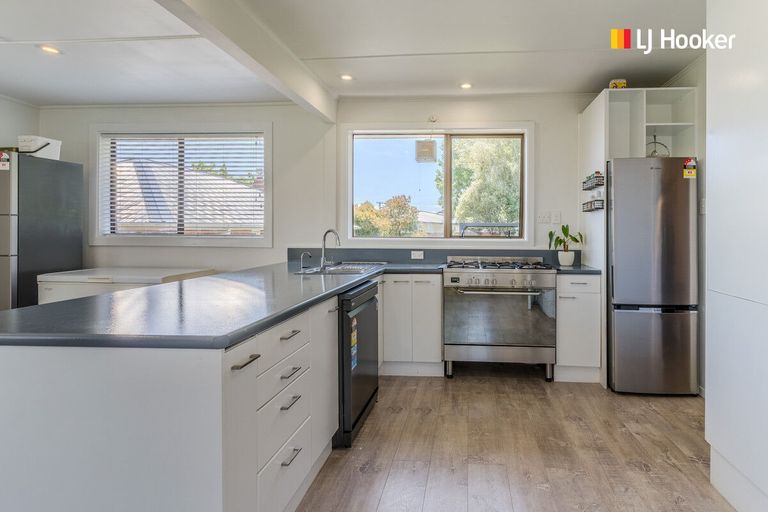 Photo of property in 19 Koremata Street, Green Island, Dunedin, 9018