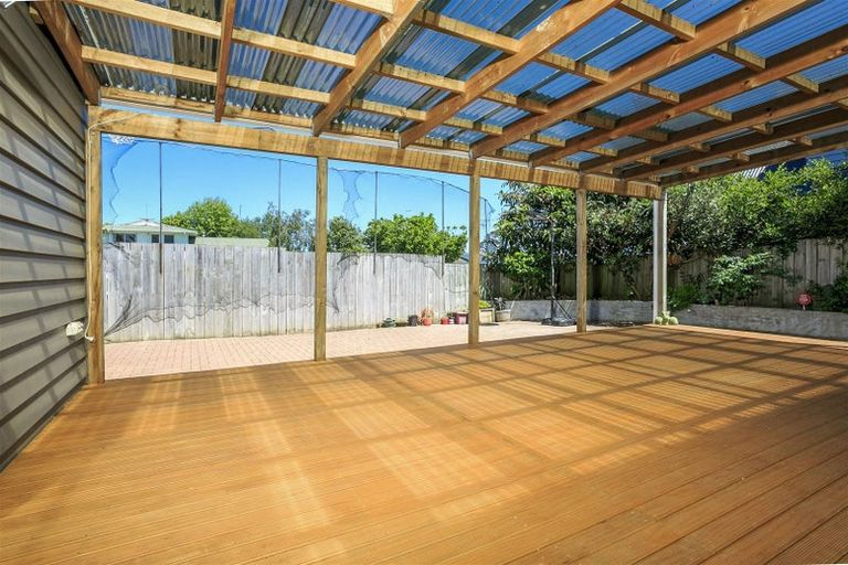 Photo of property in 311a Albany Highway, Rosedale, Auckland, 0632