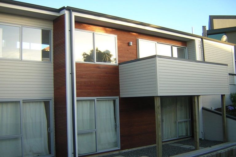 Photo of property in 24c Mandalay Terrace, Khandallah, Wellington, 6035