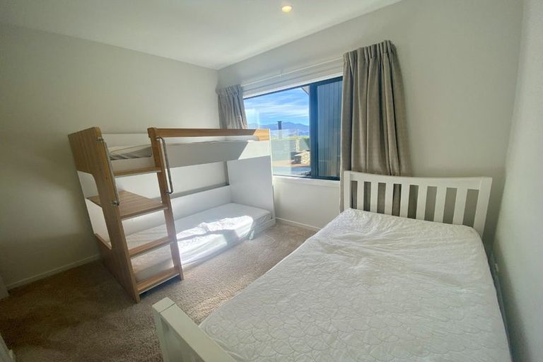 Photo of property in 6 Clutha Place, Wanaka, 9305
