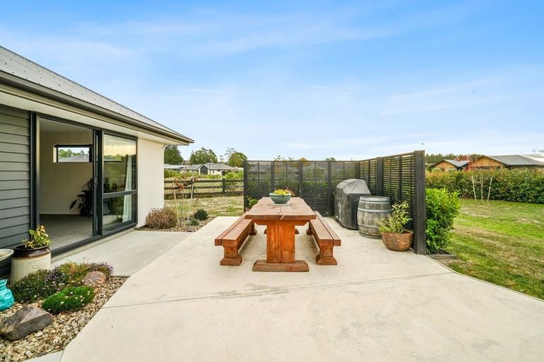 Photo of property in 81 Kingsdowne Drive, West Melton, 7618