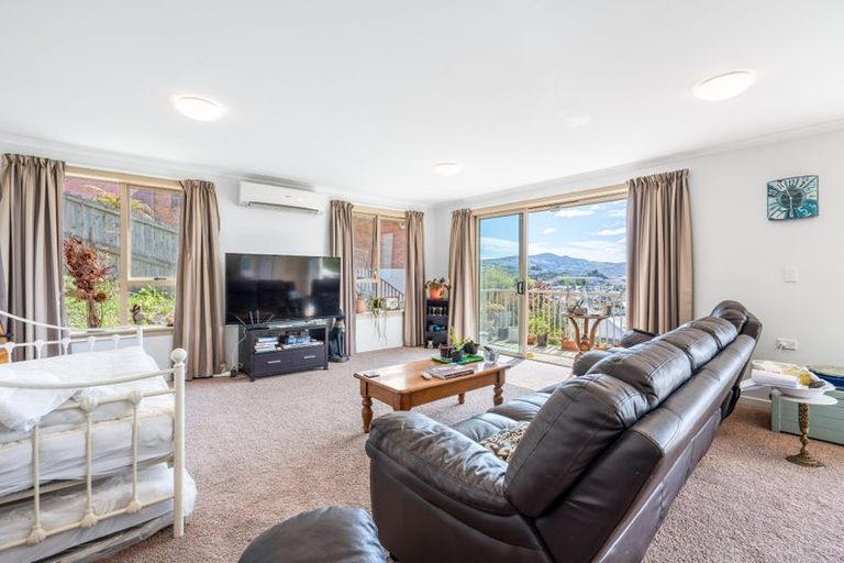 Photo of property in 69 Easther Crescent, Kew, Dunedin, 9012