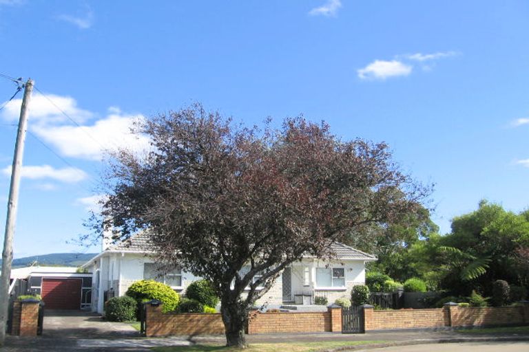 Photo of property in 11 Willow Grove, Ebdentown, Upper Hutt, 5018