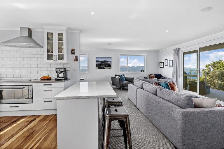 Photo of property in 6 Nagpur Terrace, Broadmeadows, Wellington, 6035