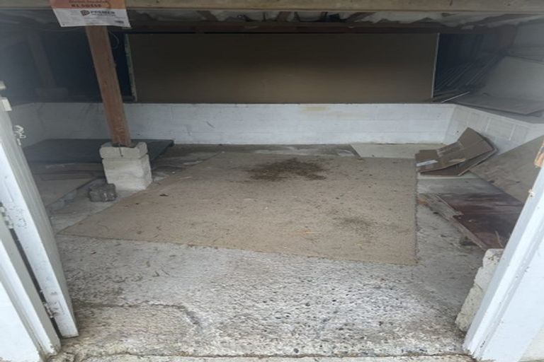 Photo of property in 64 Awaruku Road, Torbay, Auckland, 0630