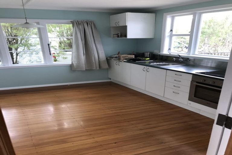 Photo of property in 4 Tui Road, Raumati Beach, Paraparaumu, 5032