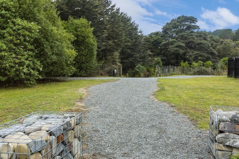 Photo of property in 94 Riverstone Drive, Riverstone Terraces, Upper Hutt, 5018