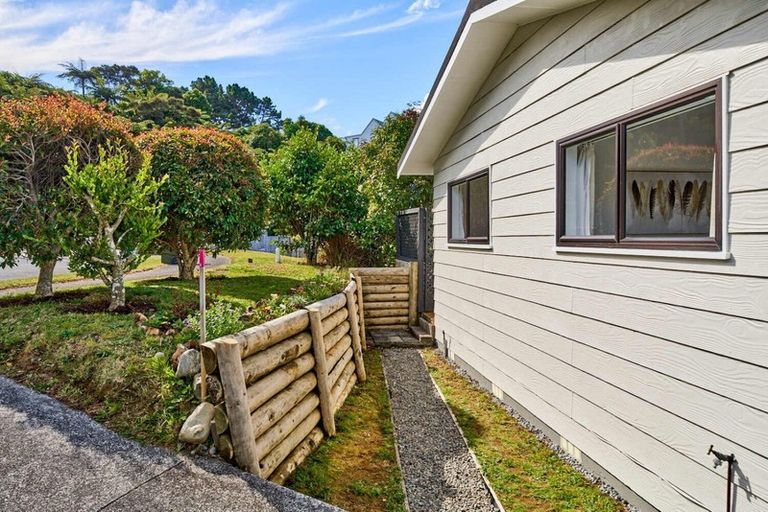 Photo of property in 19 Picasso Grove, Belmont, Lower Hutt, 5010