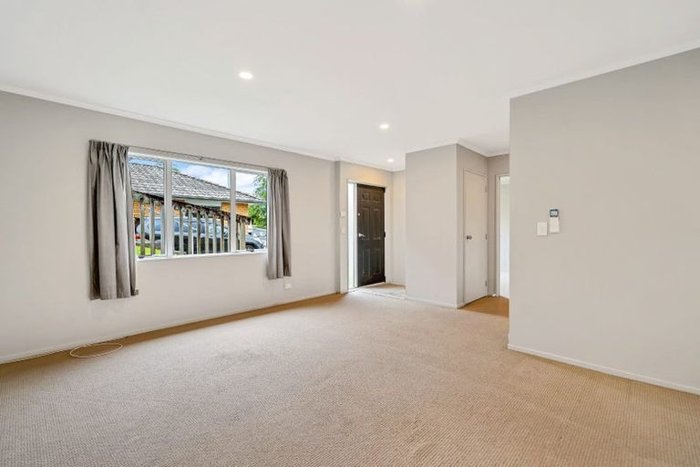 Photo of property in 26 Kellett Road, Ranui, Auckland, 0612