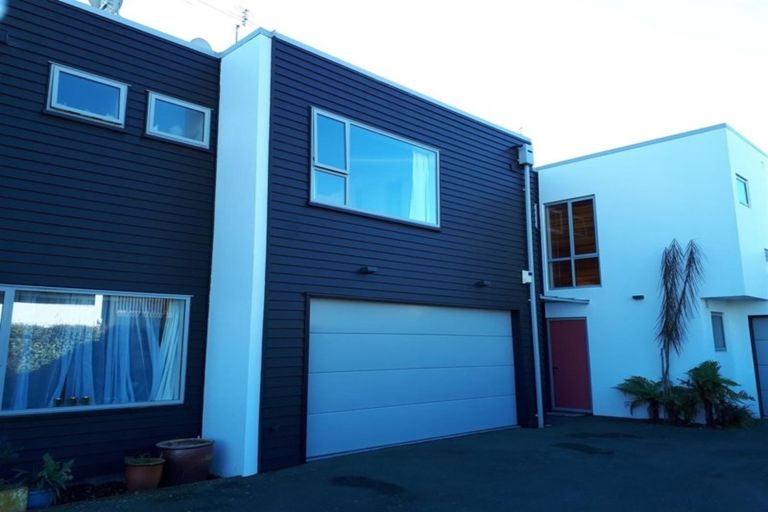 Photo of property in 34b Packe Street, Edgeware, Christchurch, 8013