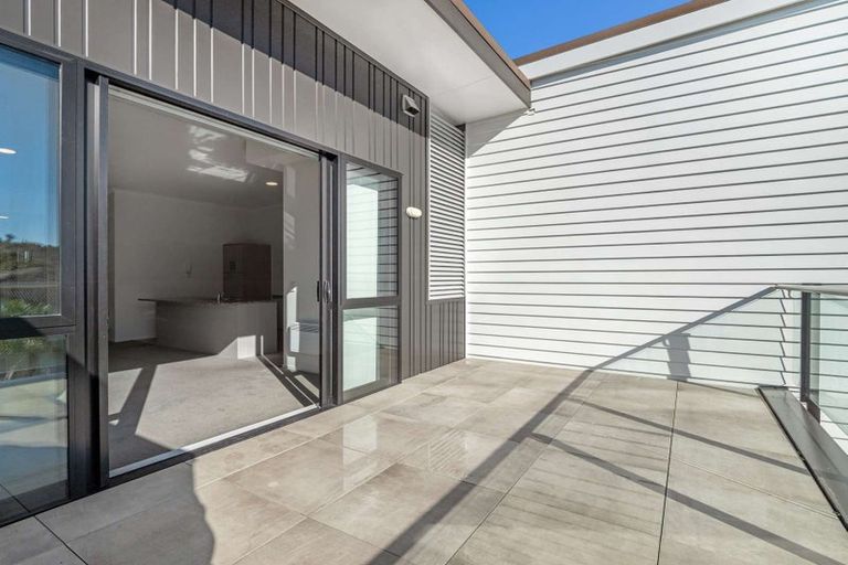 Photo of property in 17/11 Carlos Drive, Flat Bush, Auckland, 2016