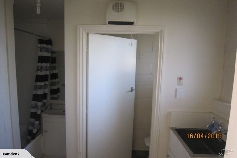 Photo of property in 1/112a Olliviers Road, Phillipstown, Christchurch, 8011