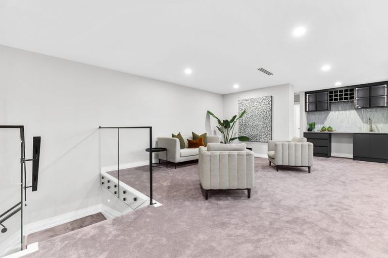 Photo of property in 5 Kotuitui Drive, Wainui, 0992