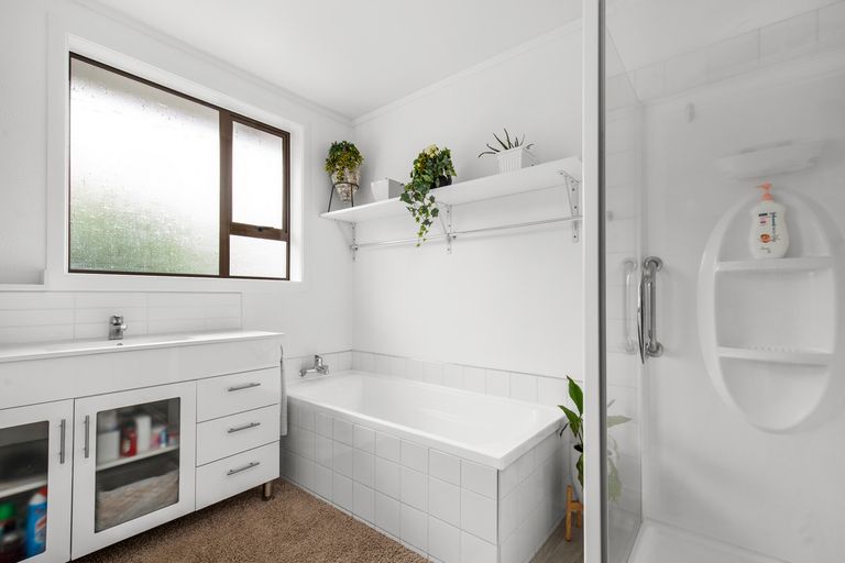 Photo of property in 2 Royal Terrace, Alexandra, 9320