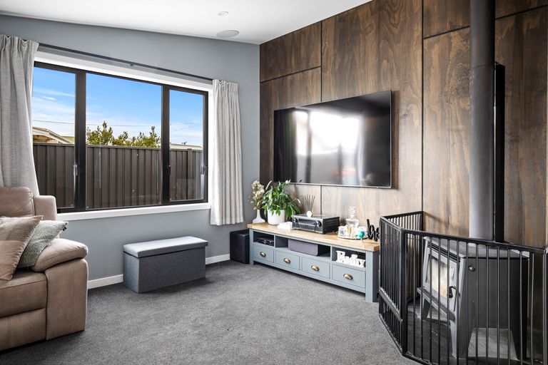 Photo of property in 42 Brandon Street, Alexandra, 9320