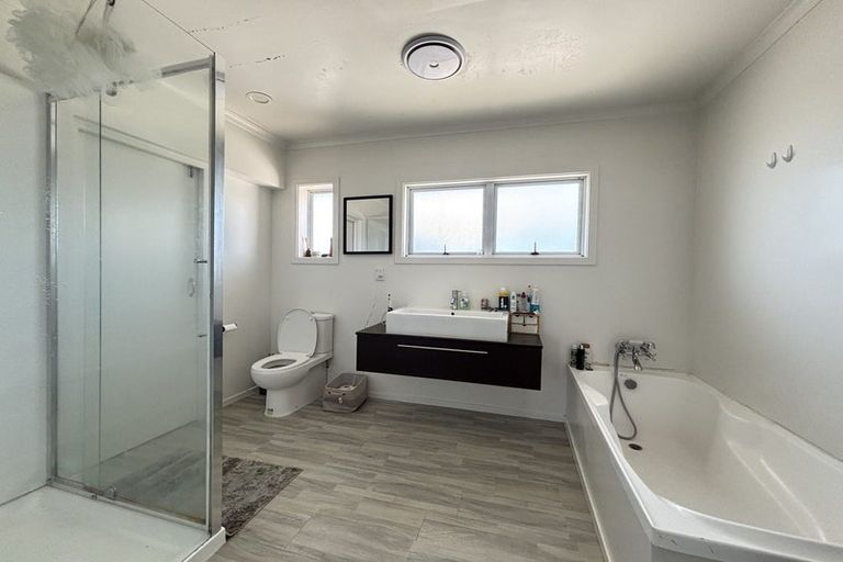 Photo of property in 1/125 Springs Road, Hornby, Christchurch, 8042