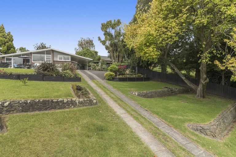 Photo of property in 25 Waikite Road, Welcome Bay, Tauranga, 3112