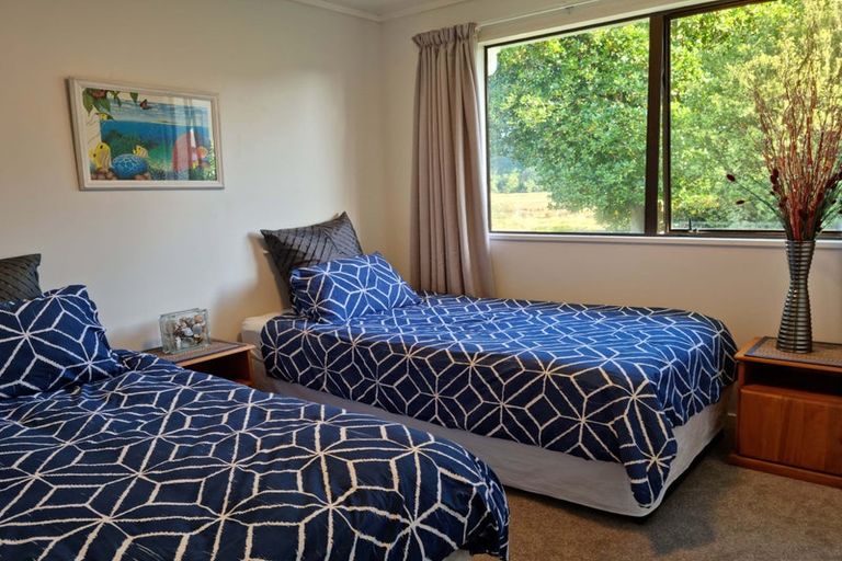 Photo of property in 142 Windermere Drive, Poike, Tauranga, 3112