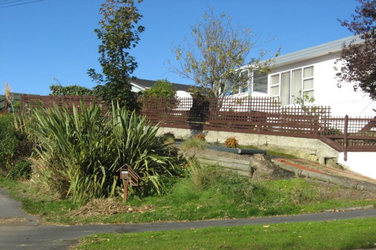 Photo of property in 93 Easther Crescent, Kew, Dunedin, 9012