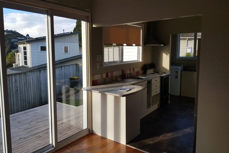 Photo of property in 140 Homebush Road, Khandallah, Wellington, 6035