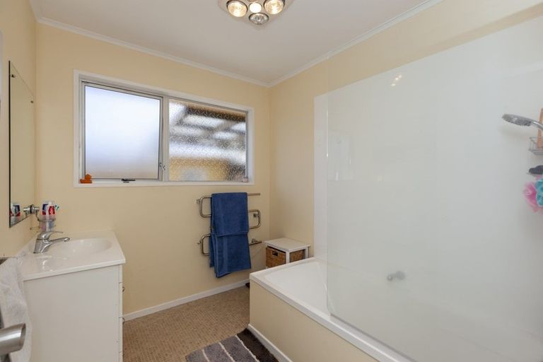 Photo of property in 65 Donovan Road, Paraparaumu Beach, Paraparaumu, 5032