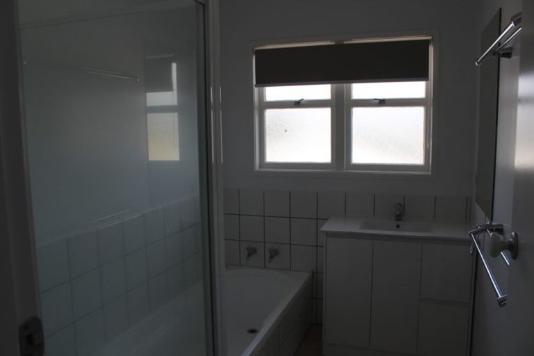 Photo of property in 2/195 Bucklands Beach Road, Bucklands Beach, Auckland, 2012