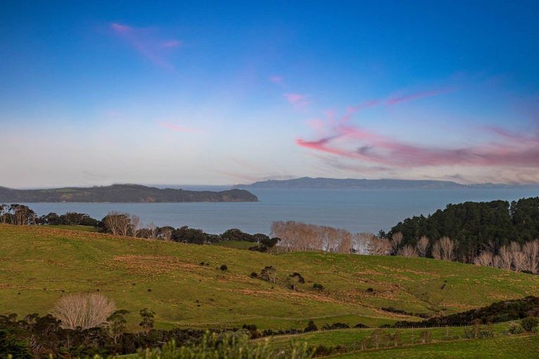 Photo of property in 107 Miller Way, Mahurangi East, Warkworth, 0982