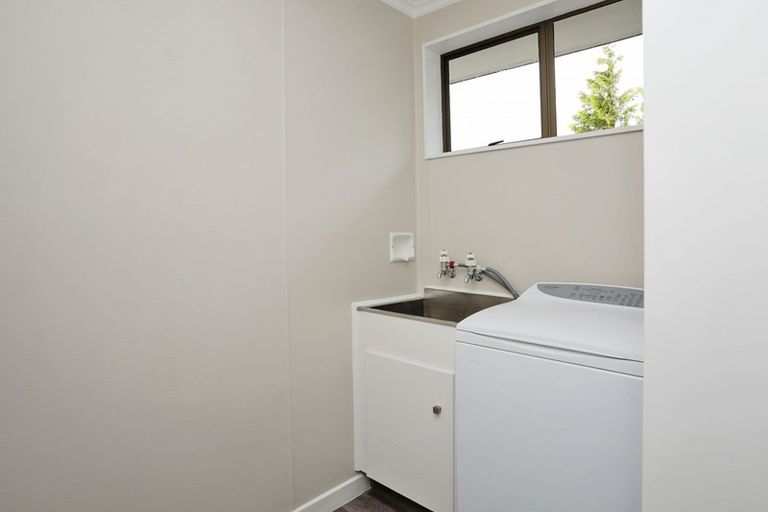 Photo of property in 24 Paterson Street, Grasmere, Invercargill, 9810