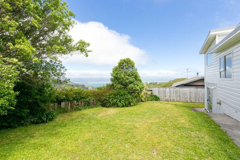 Photo of property in 44 Rajkot Terrace, Broadmeadows, Wellington, 6035