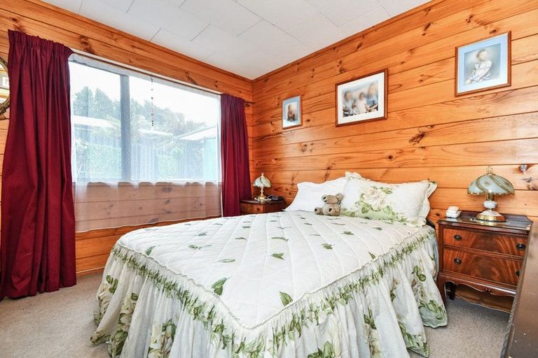 Photo of property in 2/9 Settlement Road, Papakura, 2110