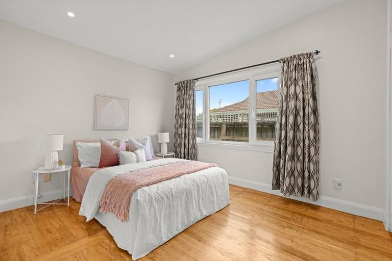 Photo of property in 12 Francis Avenue, Mairehau, Christchurch, 8013